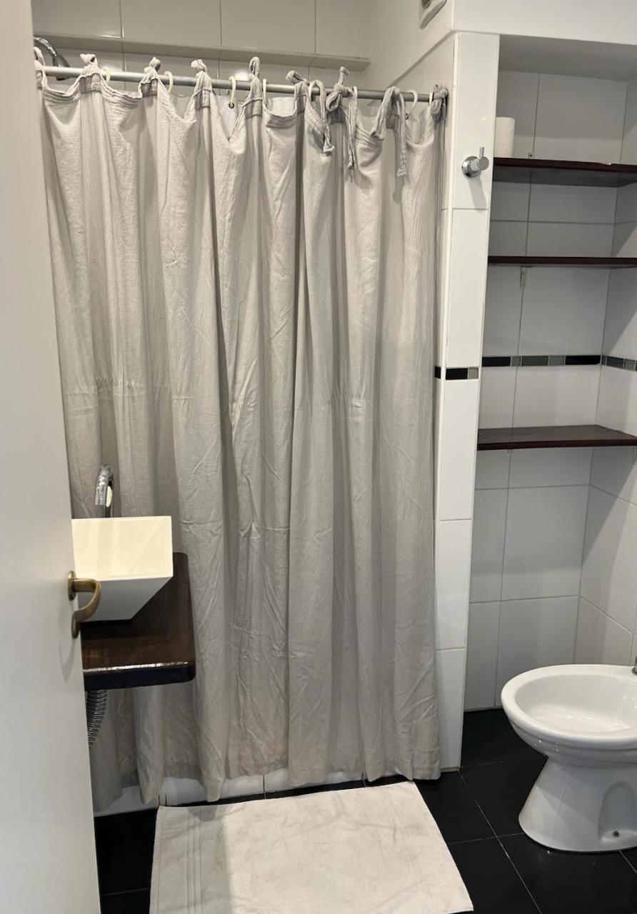 Appartamento En Av Callao Y Santa Fe Buenos Aires